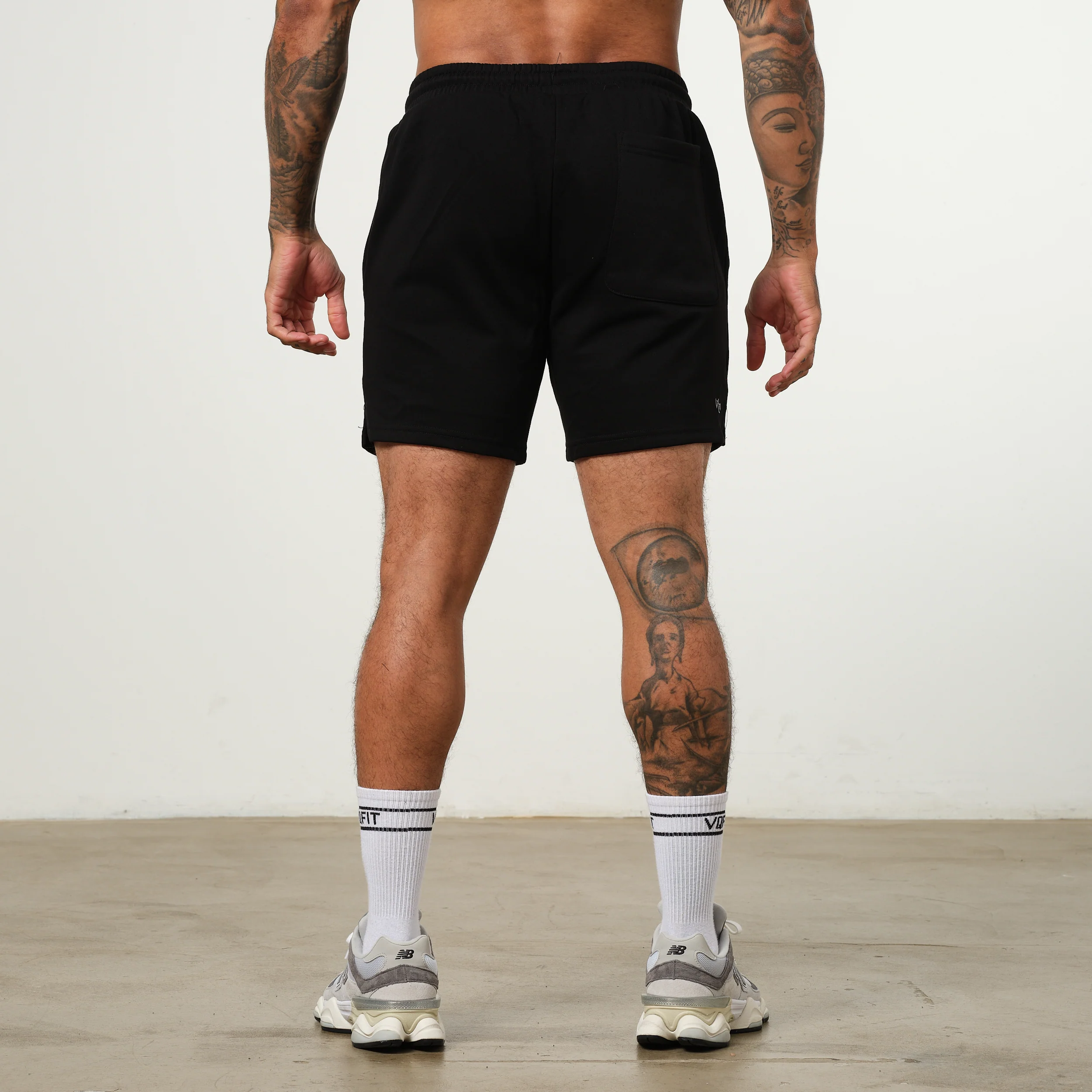 Vanquish Essential Black Regular Fit Shorts - Image 5