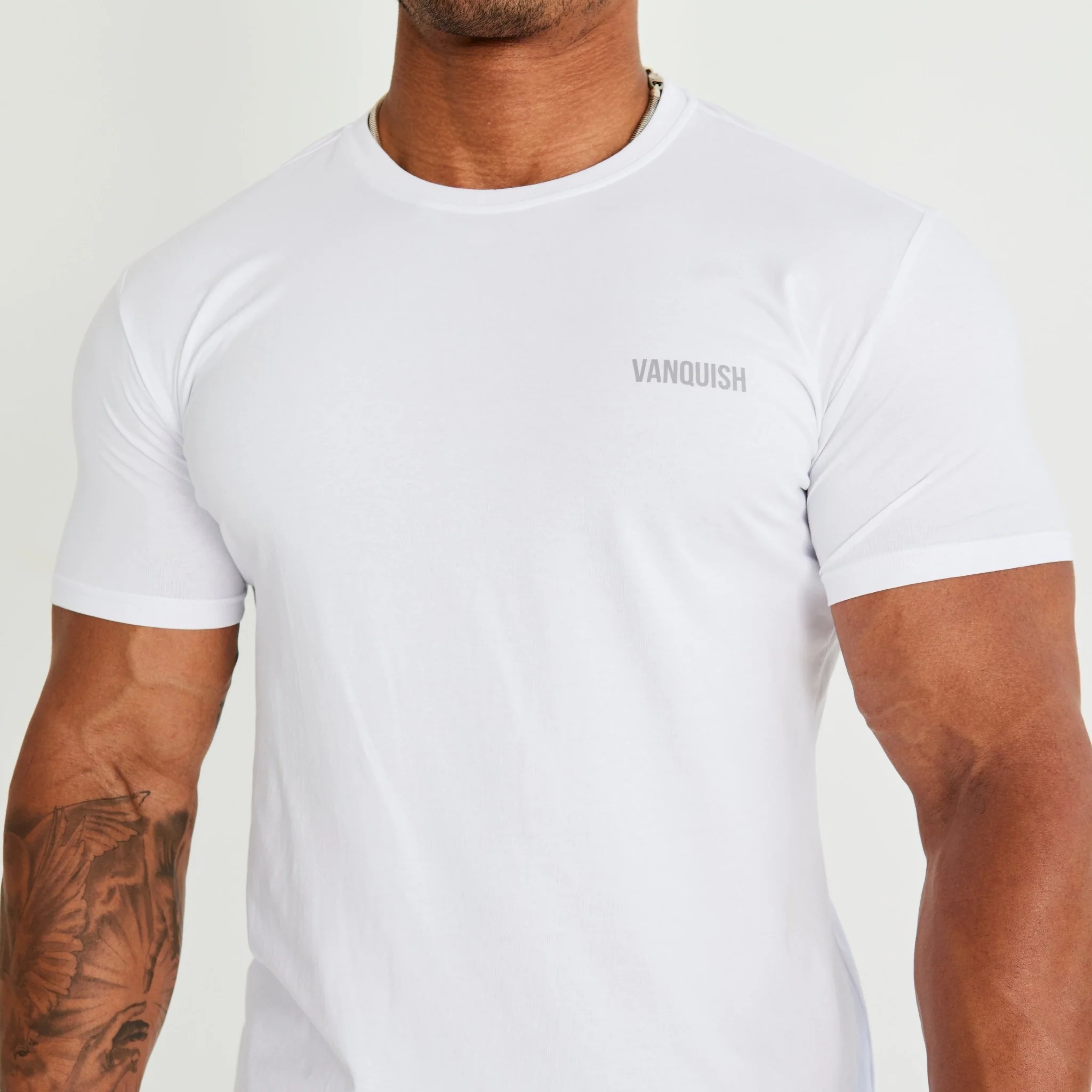 Vanquish Essential White Slim Fit Short Sleeve T Shirt - Image 5
